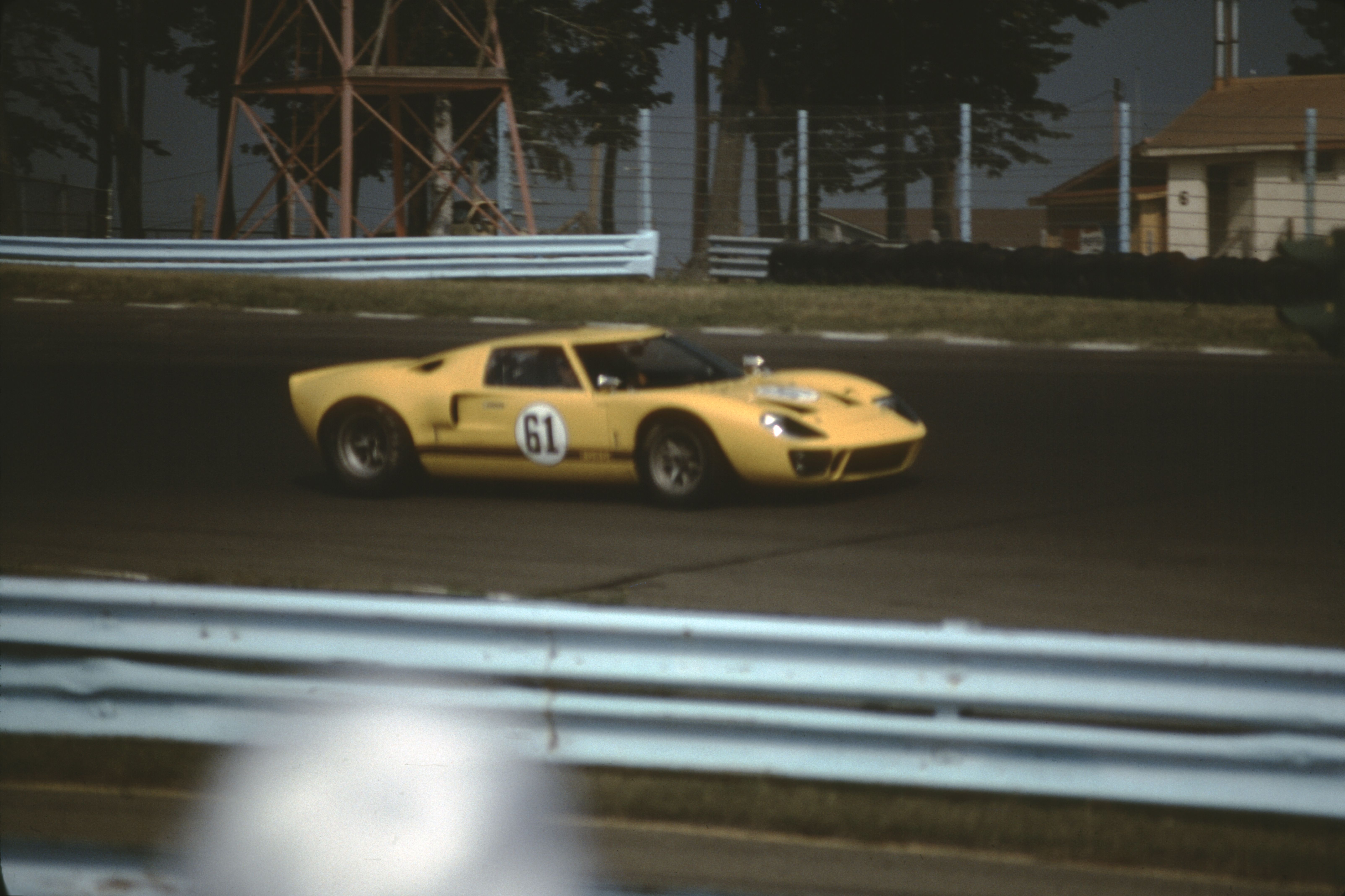 [GT40-3-02]